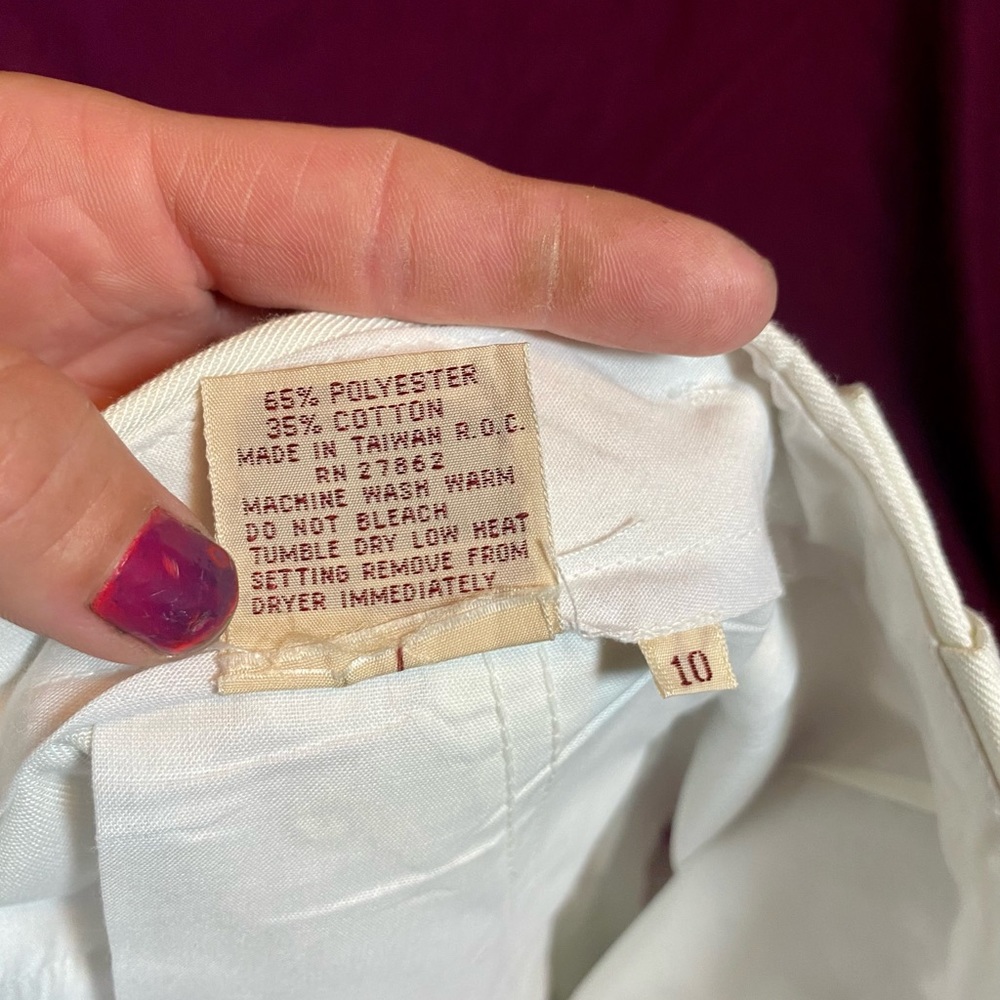 VINTAGE SHORTS - Picture 2 of 6